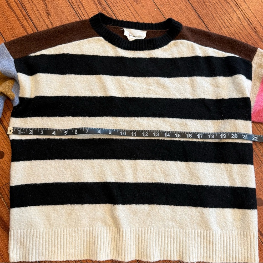 Anthropologie color block sweater- size small - Picture 8 of 11
